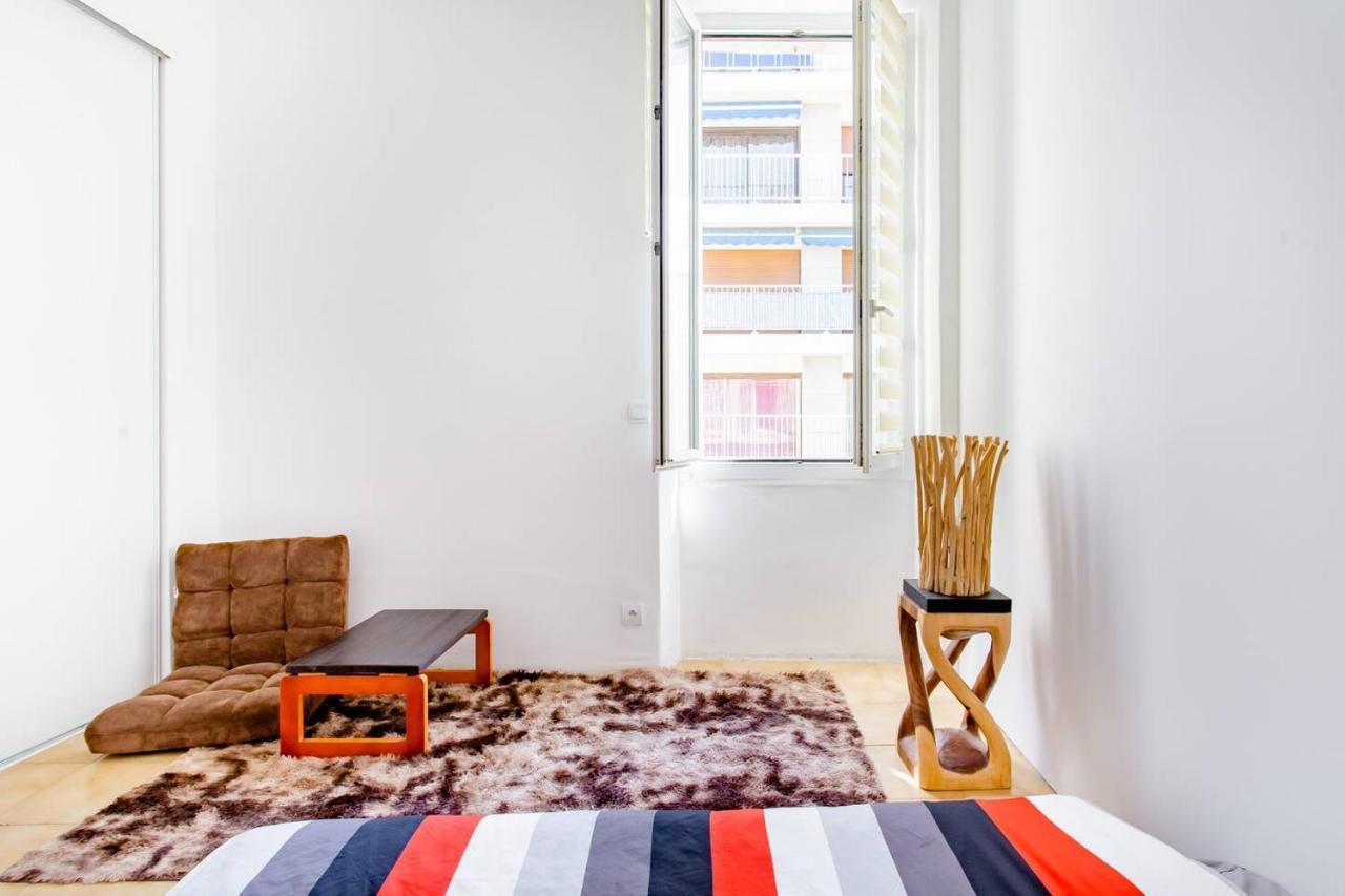 Room Rental In Apartment In Marseille Exteriör bild